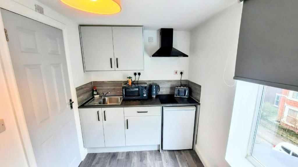 Premier Nottingham Studios - Burford Road Экстерьер фото